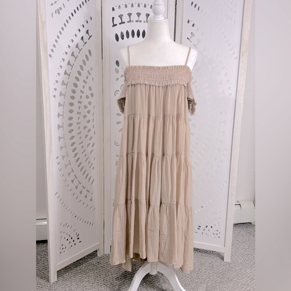 Anthropologie - Sarah Hann Smocked Off-The-Shoulder Tiered Dress - Picture 6 of 12